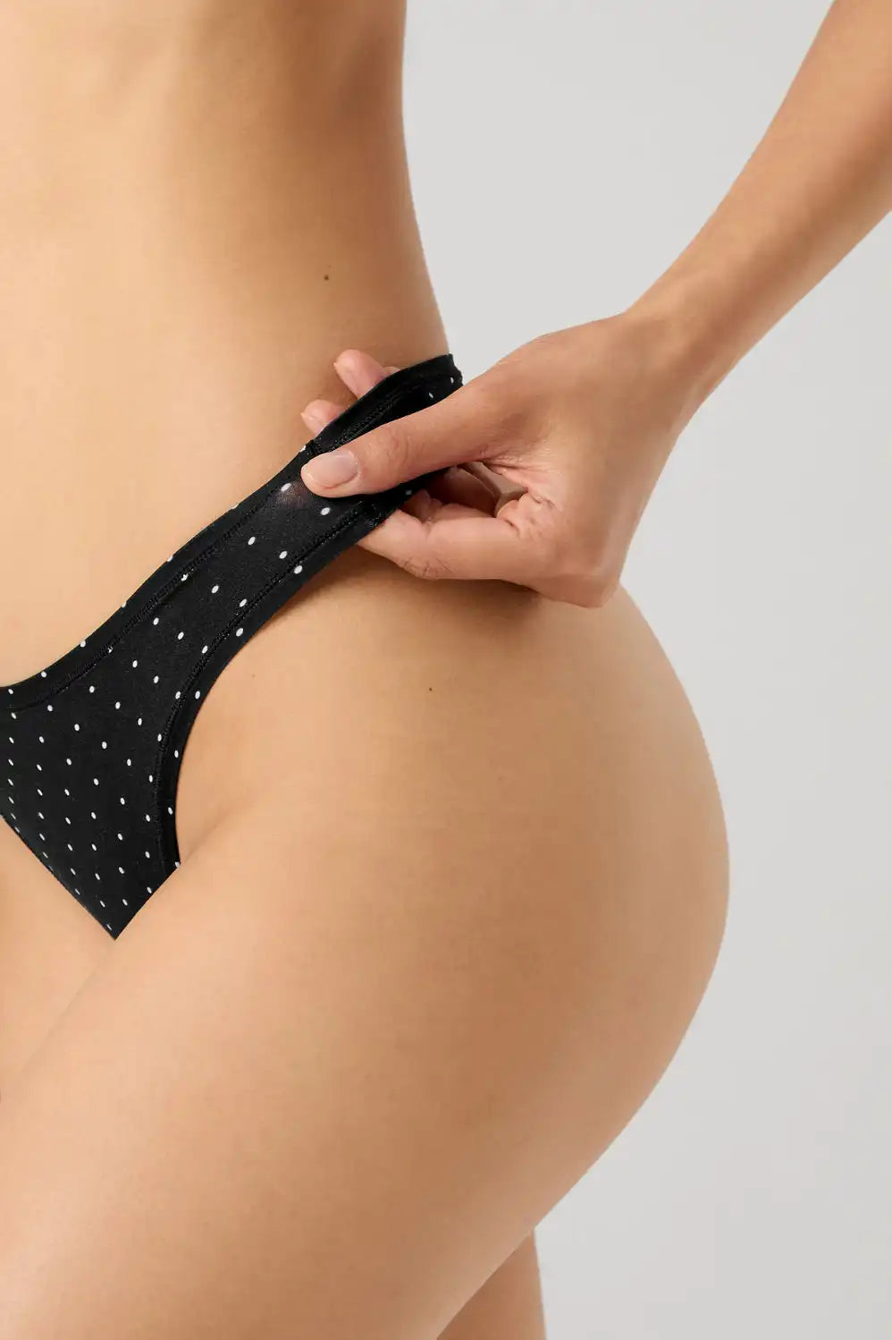 Stretchy Fit Dipped Thong