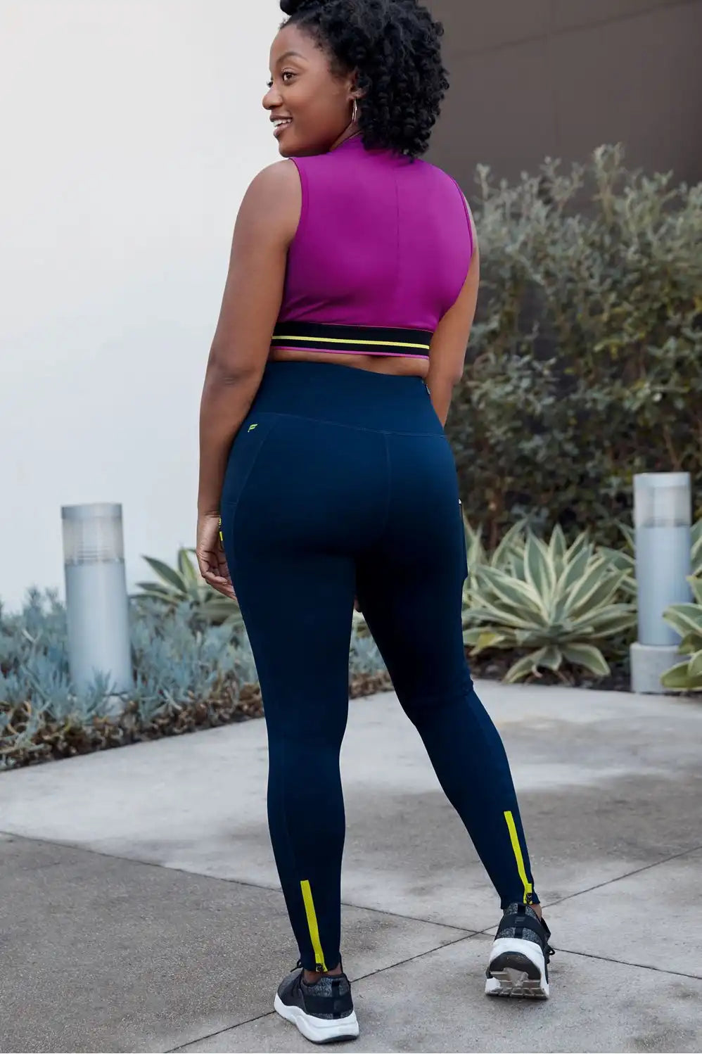 Pia Powertouch Light Front Twist Tank