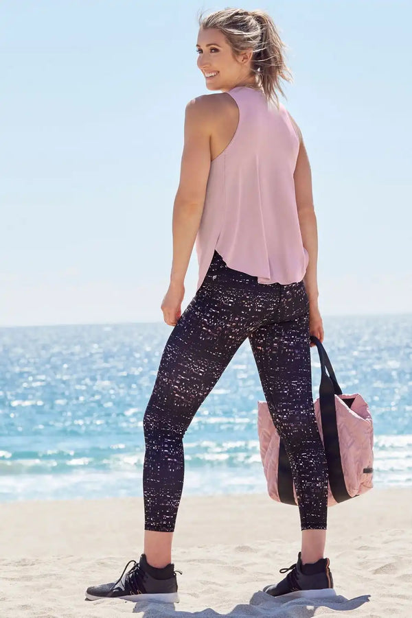 Lisa Swing Tank