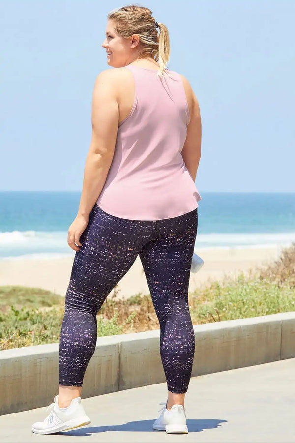 Lisa Swing Tank
