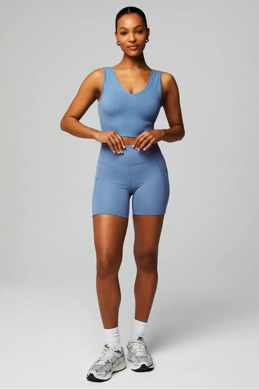 Cloud Seamless V-Neck Crop Tank