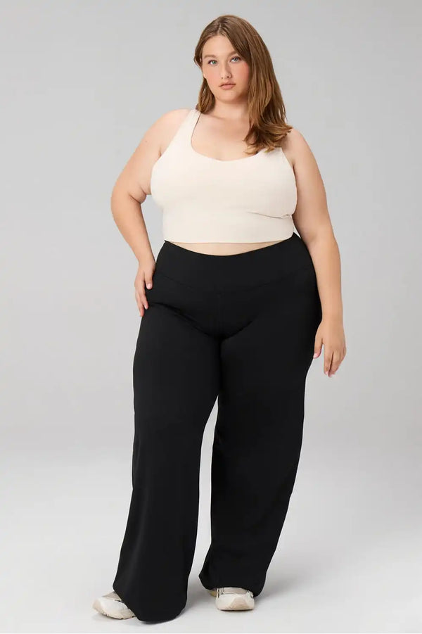 Anywhere Cropped Built-In Bra Tank