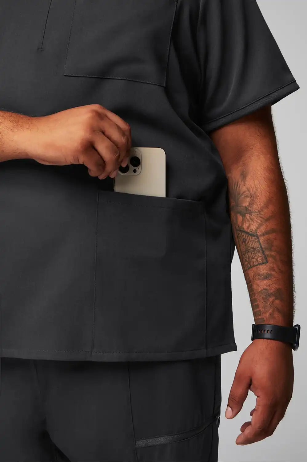 Max 4-Pocket Scrub Top
