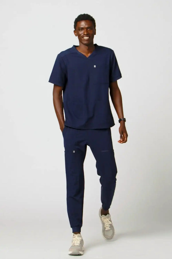 Max 4-Pocket Scrub Top