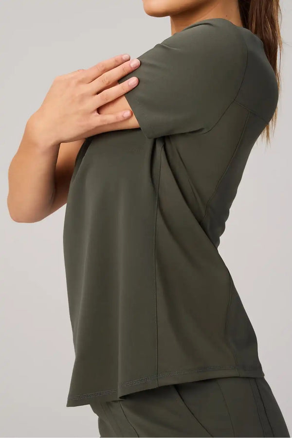 Vital Flex 1-Pocket Scrub Top