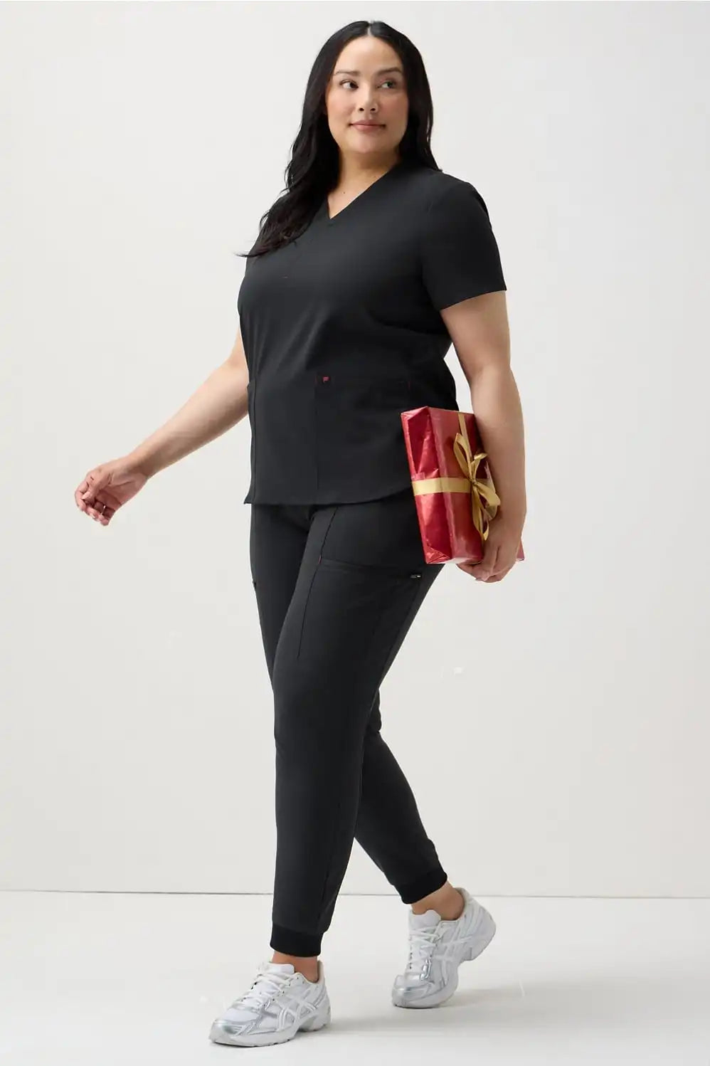 Method 2-Pocket Scrub Top
