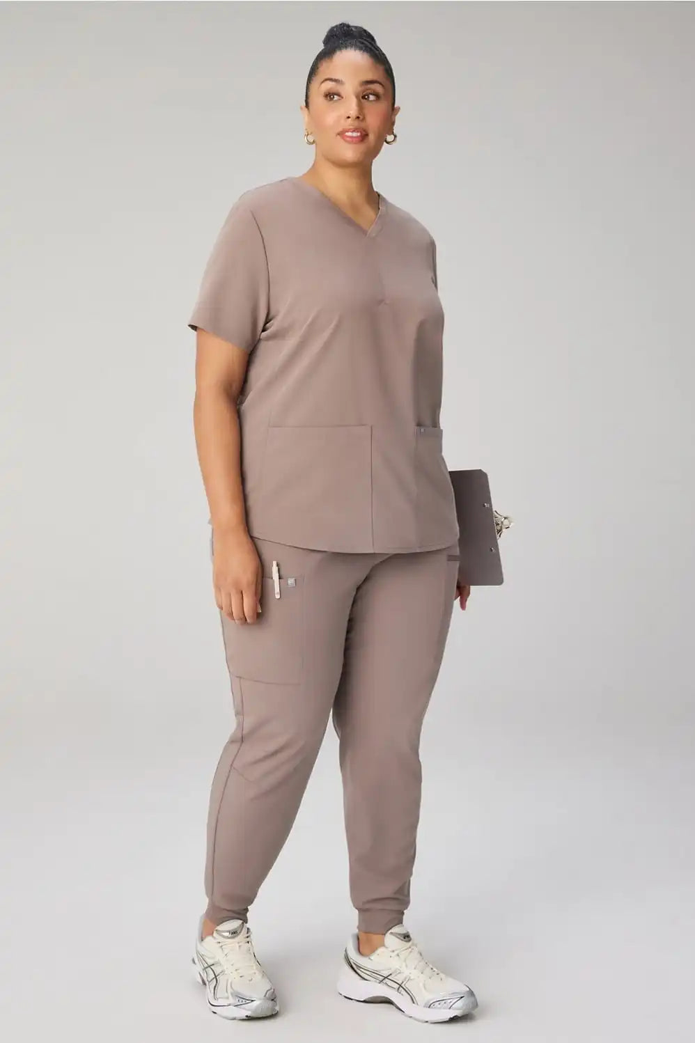 Method  2-Pocket Scrub Top