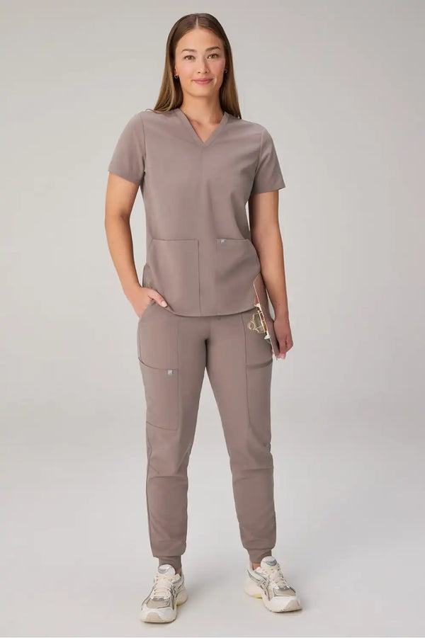 Method  2-Pocket Scrub Top