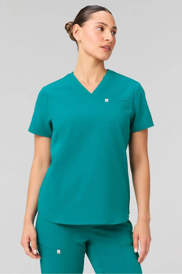 Vital 1-Pocket Scrub Top (Petite Fit)