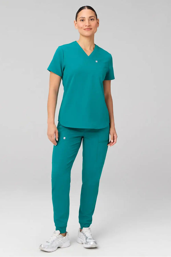 Vital 1-Pocket Scrub Top (Petite Fit)