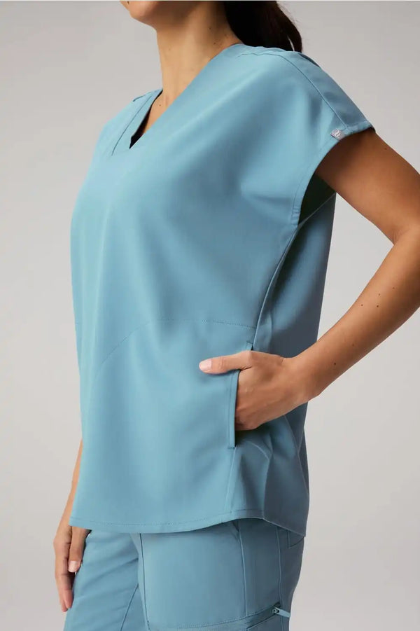 360° Built-In Bra Scrub Top